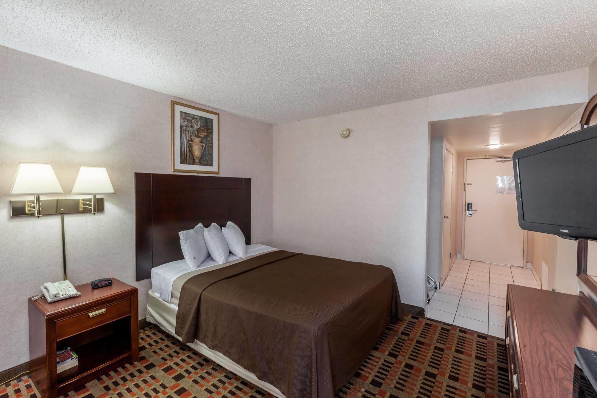 Days Inn By Wyndham Amarillo East Eksteriør billede